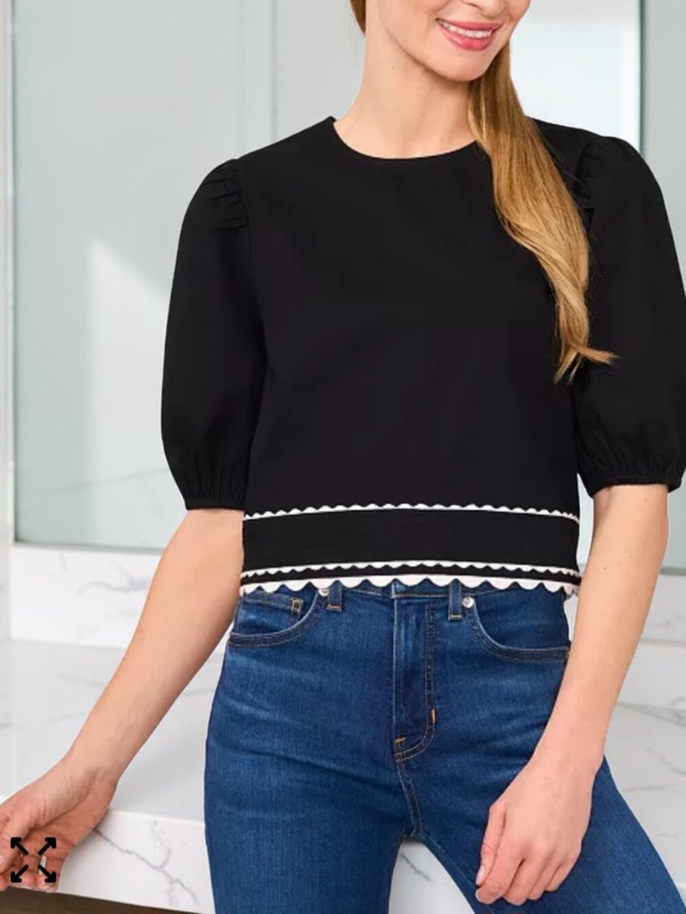 NWT CECE (XL) Puff Sleeve Round Neck with Feminine Flair